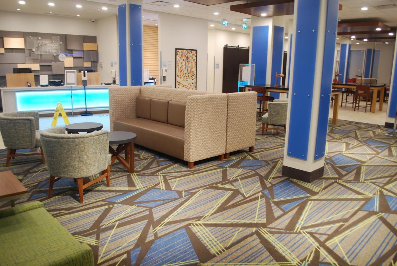 Holiday Inn Express & Suites Edmonton N - St Albert By Ihg Saint Albert Zewnętrze zdjęcie