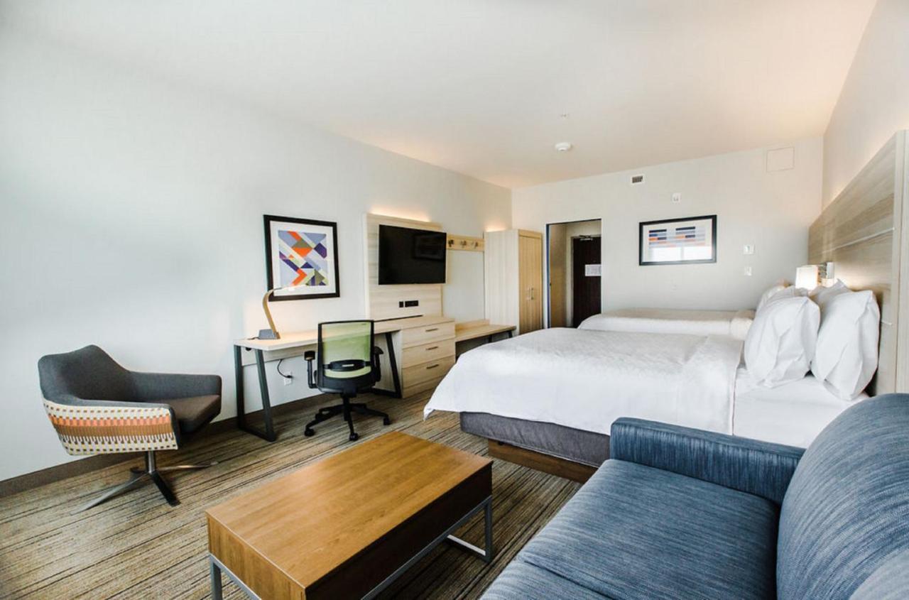 Holiday Inn Express & Suites Edmonton N - St Albert By Ihg Saint Albert Zewnętrze zdjęcie