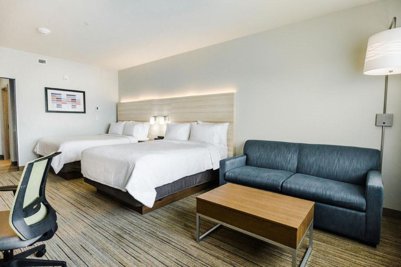 Holiday Inn Express & Suites Edmonton N - St Albert By Ihg Saint Albert Zewnętrze zdjęcie