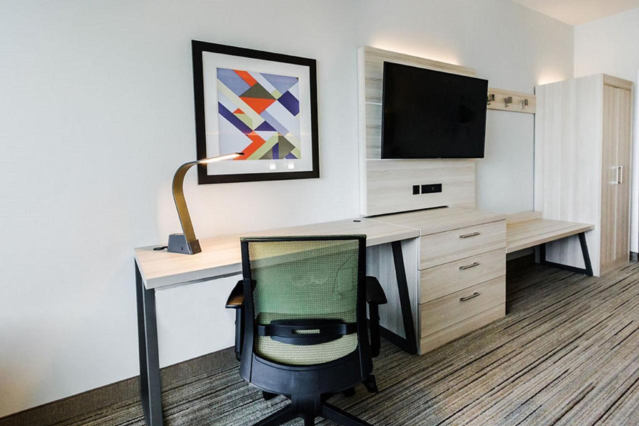 Holiday Inn Express & Suites Edmonton N - St Albert By Ihg Saint Albert Zewnętrze zdjęcie